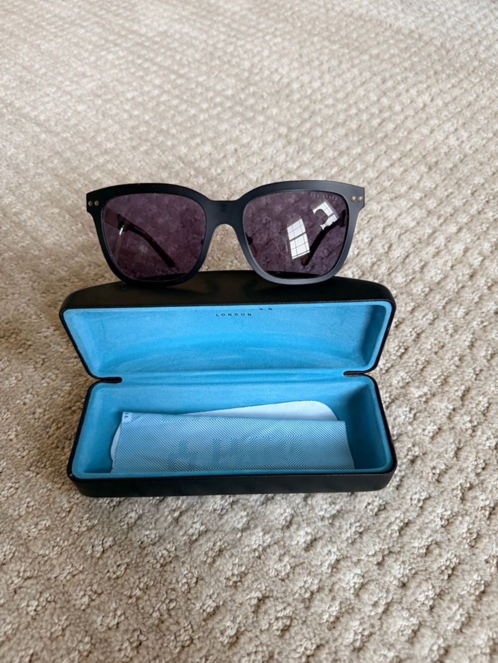 Ted Baker Sunglasses B652, 53mm, Black Metal Frames - Picture 2 of 9